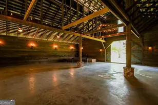 611 NE Pearl St, Collins, GA 30421 - Photo 99