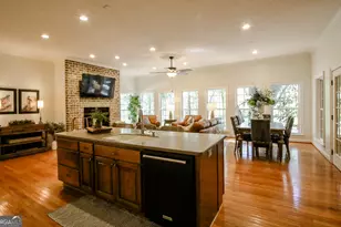 611 NE Pearl St, Collins, GA 30421 - Photo 29