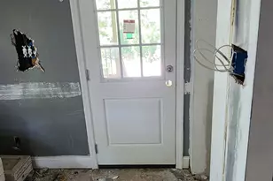 1223 W Broad St, Griffin, GA 30223 - Photo 15