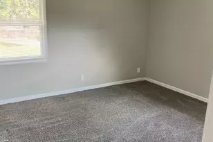 4090 W Oak Dr, Macon, GA 31210 - Photo 5