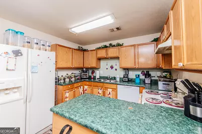 246 Beaumont Heights, Macon, GA 31206 - Photo 5