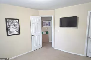 4661 Irish Red Ct, Union City, GA 30291 - Photo 5