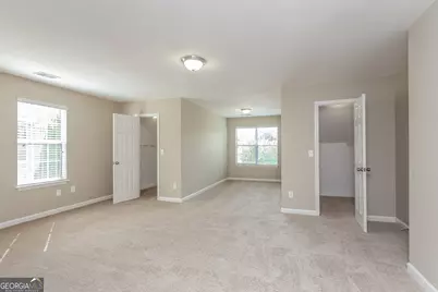 6627 Shapiro Court, Stone Mountain, GA 30087 - Photo 9