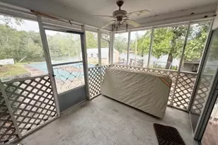 875 Prosperity Dr, Swainsboro, GA 30401 - Photo 3