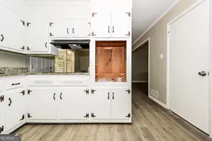 6418 Monica Dr, Morrow, GA 30260 - Photo 7