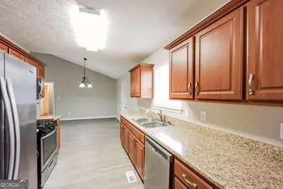 334 Barr Circle, Rex, GA 30273 - Photo 7