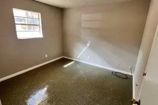 730 Hallyburton St, Griffin, GA 30223 - Photo 5