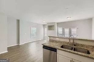 4301 Notting Hill Dr SW, Atlanta, GA 30331 - Photo 9