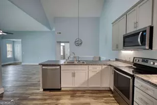 1000 Silver Summit Dr SE, Conyers, GA 30094 - Photo 17