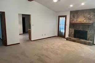 155 Hilo Rd, Fayetteville, GA 30215 - Photo 9