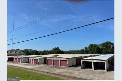 985 Veterans Parkway, Barnesville, GA 30204 - Photo 1