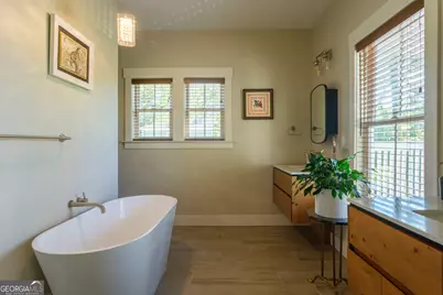 1716 Reynolds Street, Savannah, GA 31401 - Photo 23