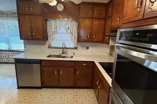 110 Otelia Ln, Covington, GA 30014 - Photo 11