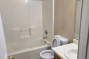 2313 Laura Ct NE, Milledgeville, GA 31061 - Photo 7