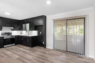 6637 Bedford Rd, Rex, GA 30273 - Photo 17