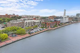 310 W Broughton St, Savannah, GA 31401 - Photo 21