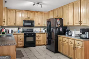 201 Lasso Ln, Clayton, GA 30525 - Photo 9