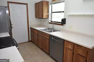 102 Yorktown Rd, Saint Marys, GA 31558 - Photo 9