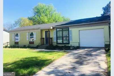 2830 Village Green Drive, Macon, GA 31206 - Photo 1