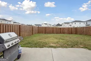 225 Flagler Dr, Savannah, GA 31419 - Photo 37