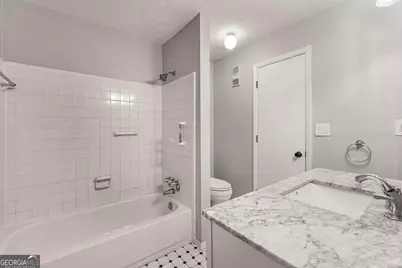 308 Cumberland Court SE, Smyrna, GA 30080 - Photo 17