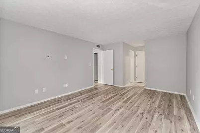 308 Cumberland Court SE, Smyrna, GA 30080 - Photo 15