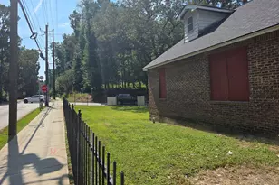 3725 Collier Dr NW, Atlanta, GA 30331 - Photo 15