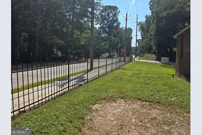 3725 Collier Drive NW, Atlanta, GA 30331 - Photo 17