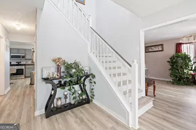 7992 Browning Drive, Lithonia, GA 30058 - Photo 5