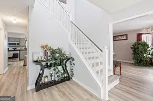 7992 Browning Dr, Lithonia, GA 30058 - Photo 5