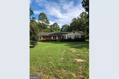 213 Pinehurst Drive, Dublin, GA 31021 - Photo 1