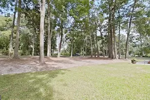 289 Lake Trace Dr, Thomasville, GA 31757 - Photo 5