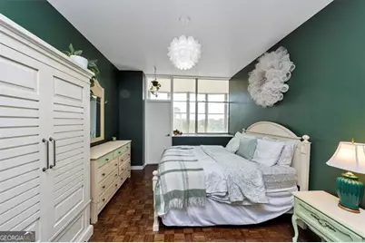 3060 Pharr Court North NW #423, Atlanta, GA 30305 - Photo 11