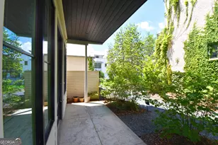 195 Breakspear Ln, Fayetteville, GA 30214 - Photo 5