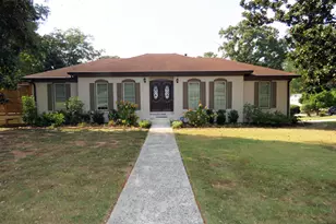 203 Angla Dr SE, Smyrna, GA 30082 - Photo 1