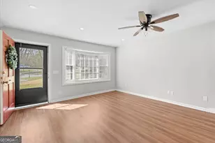 541 North White St, Carrollton, GA 30117 - Photo 5