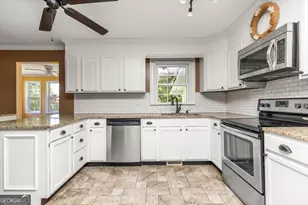 305 Tarrasa Dr, Warner Robins, GA 31088 - Photo 17