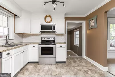 305 Tarrasa Drive, Warner Robins, GA 31088 - Photo 15