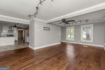 305 Tarrasa Drive, Warner Robins, GA 31088 - Photo 11