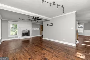 305 Tarrasa Dr, Warner Robins, GA 31088 - Photo 9