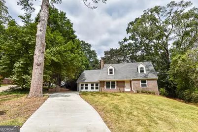 821 Bel Air Circle, Griffin, GA 30224 - Photo 5