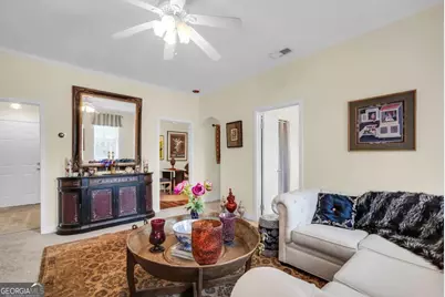 17 E 37th Street #12, Savannah, GA 31401 - Photo 11