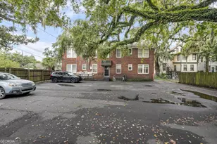 17 E 37th St, Savannah, GA 31401 - Photo 35