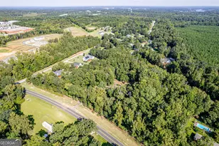 156 Log Cabin Rd NE, Milledgeville, GA 31061 - Photo 11