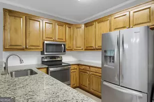 135 Little Haynes Dr, Loganville, GA 30052 - Photo 9