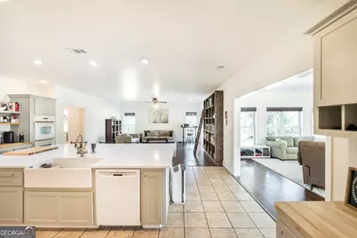 1979 Dent Drive, Musella, GA 31066 - Photo 9