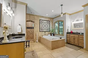 1320 Burroughs Rd, Lavonia, GA 30553 - Photo 17