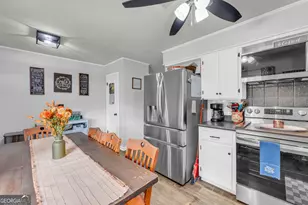 210 Nora Moss Ln, Carnesville, GA 30521 - Photo 9