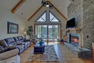 2327 Ridgecrest Cir, Hiawassee, GA 30546 - Photo 3