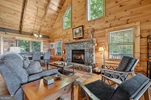 304 Ridge Cir, Blue Ridge, GA 30513 - Photo 5